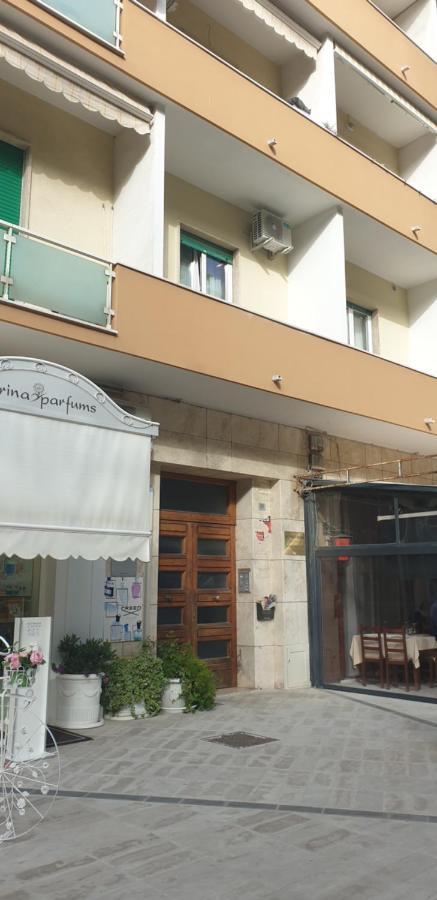 Appartamento Regina Elena Al Mare Pescara Esterno foto